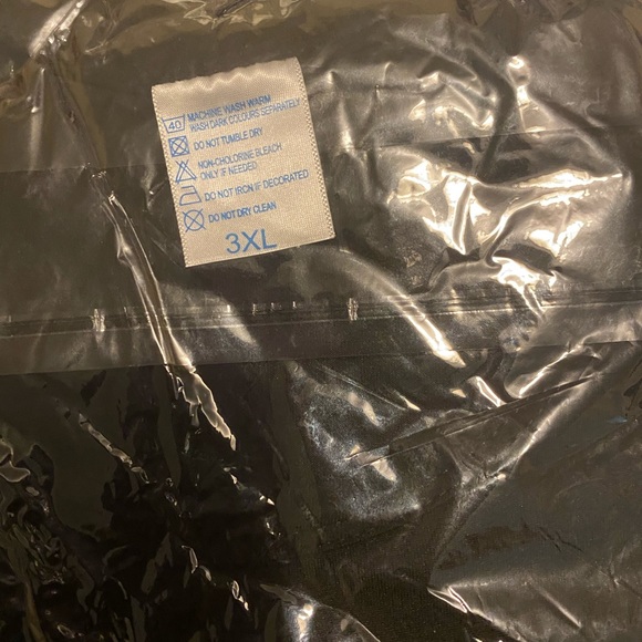 Shut the F@#% Up Cheetah Print Lips T-shirt- NWT - Picture 4 of 10